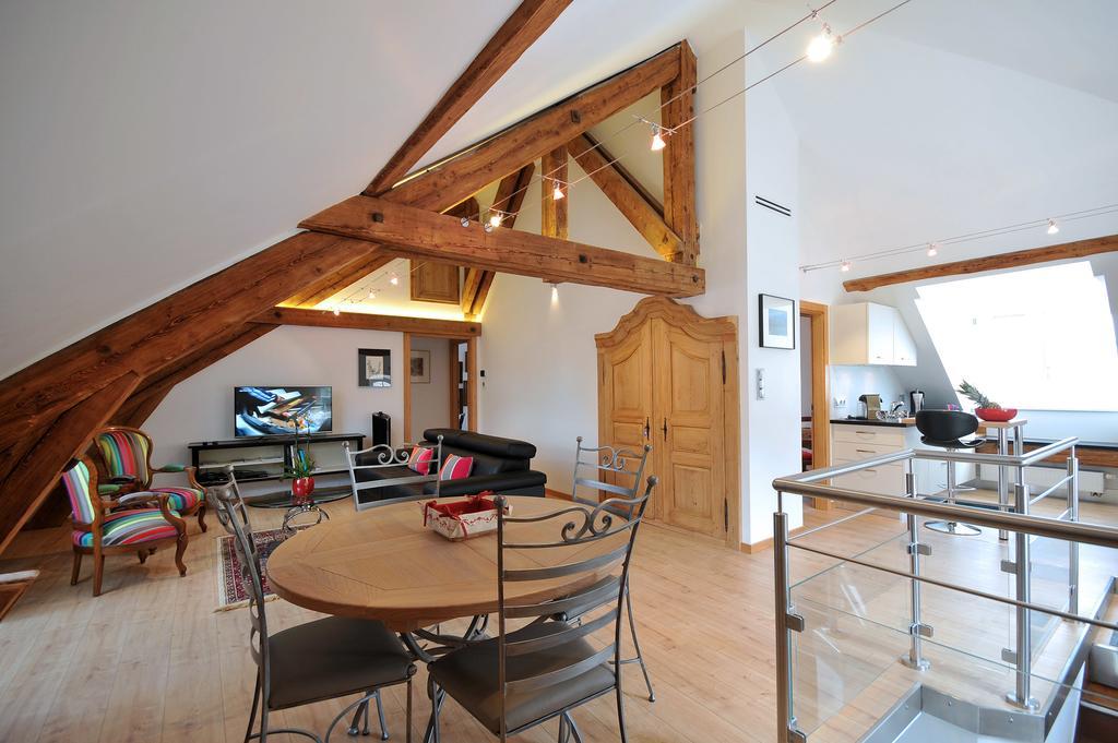 Les Balcons De Riquewihr Apartment Bagian luar foto